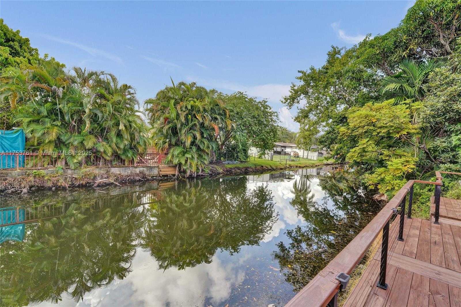 Small Image of 9440 SOUTH WEST 49TH PL, Cooper City Number 45