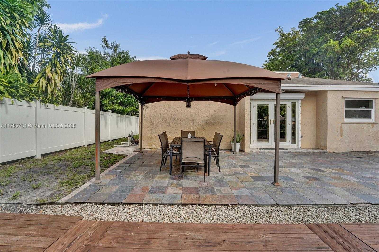 Small Image of 9440 SOUTH WEST 49TH PL, Cooper City Number 46