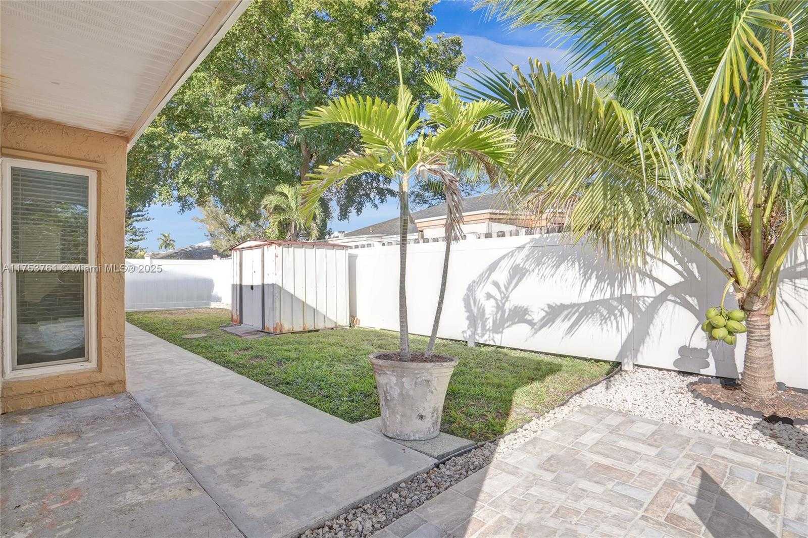 Small Image of 9440 SOUTH WEST 49TH PL, Cooper City Number 48