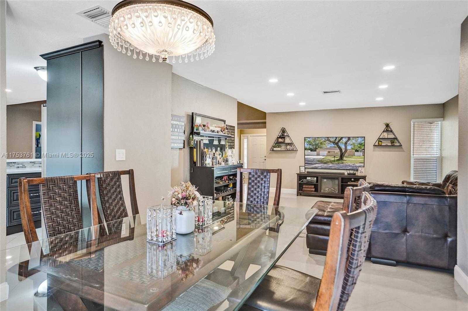 Small Image of 9440 SOUTH WEST 49TH PL, Cooper City Number 60