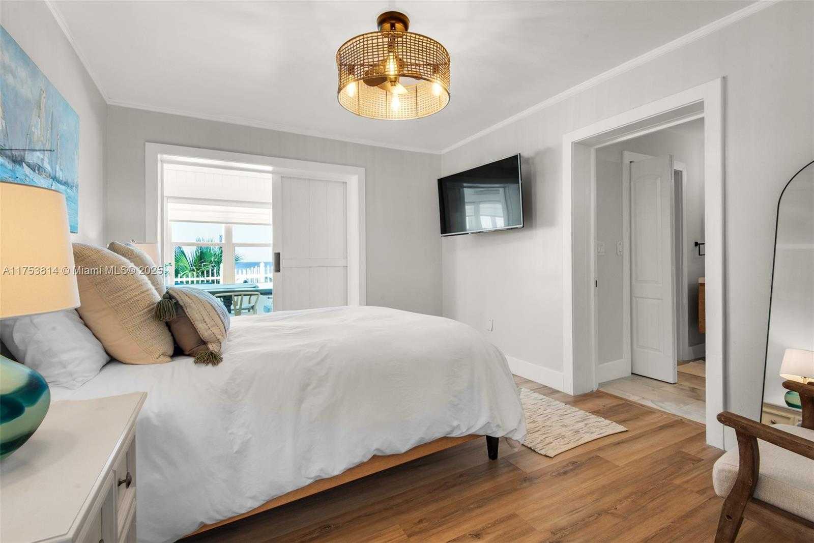 Small Image of 13011 OLEANDER DR, Panama City Number 22