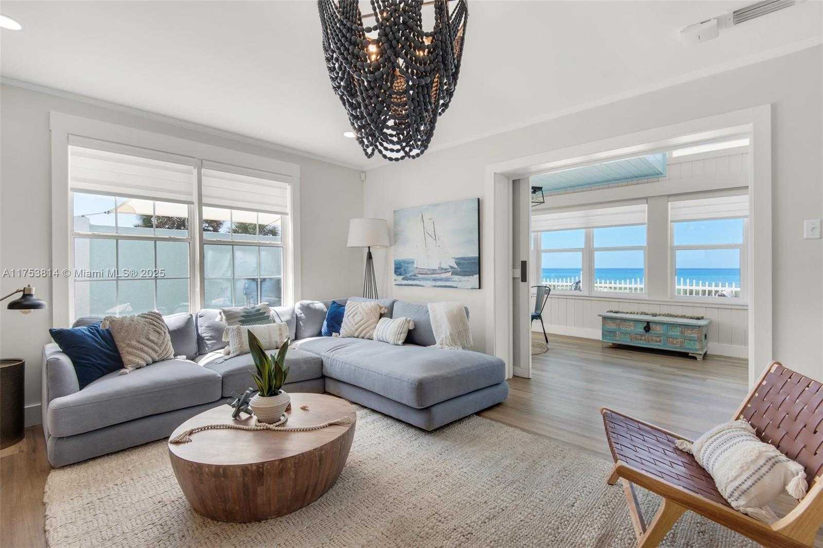Small Image of 13011 OLEANDER DR, Panama City Number 7