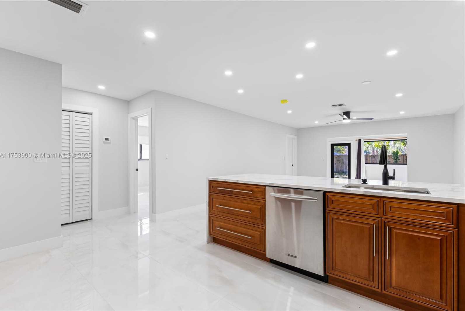 Small Image of 9080 NORTH WEST 23RD ST, Coral Springs Number 24