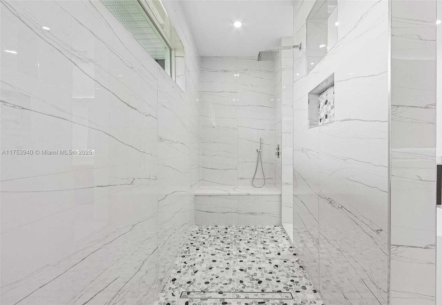 Small Image of 1713 SAVONA PKWY W, Cape Coral Number 26