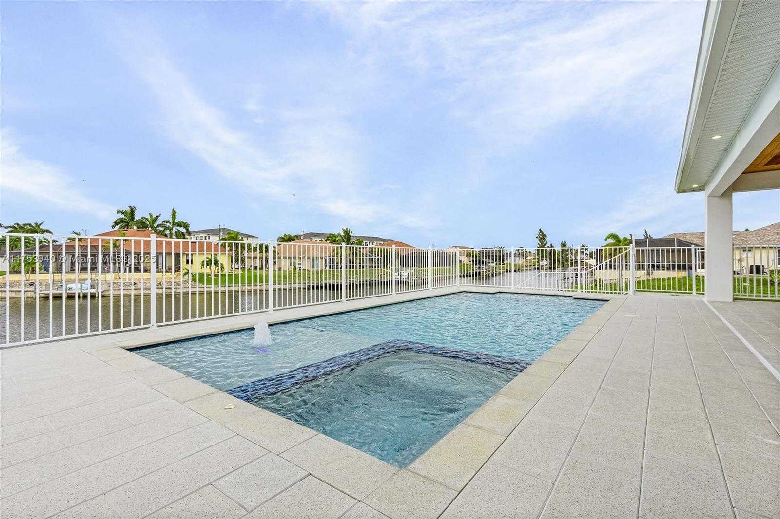 Small Image of 1713 SAVONA PKWY W, Cape Coral Number 28