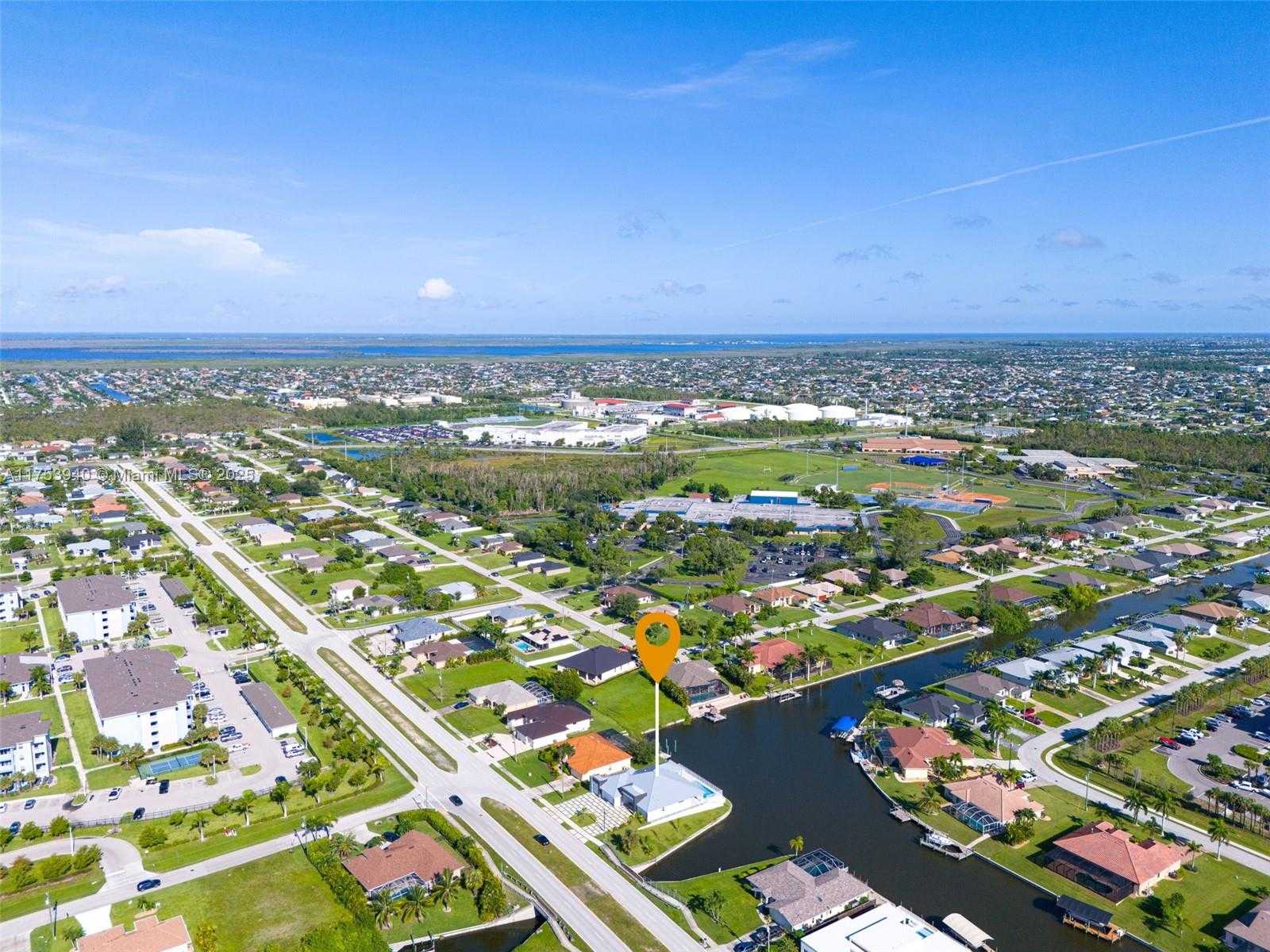 Small Image of 1713 SAVONA PKWY W, Cape Coral Number 36