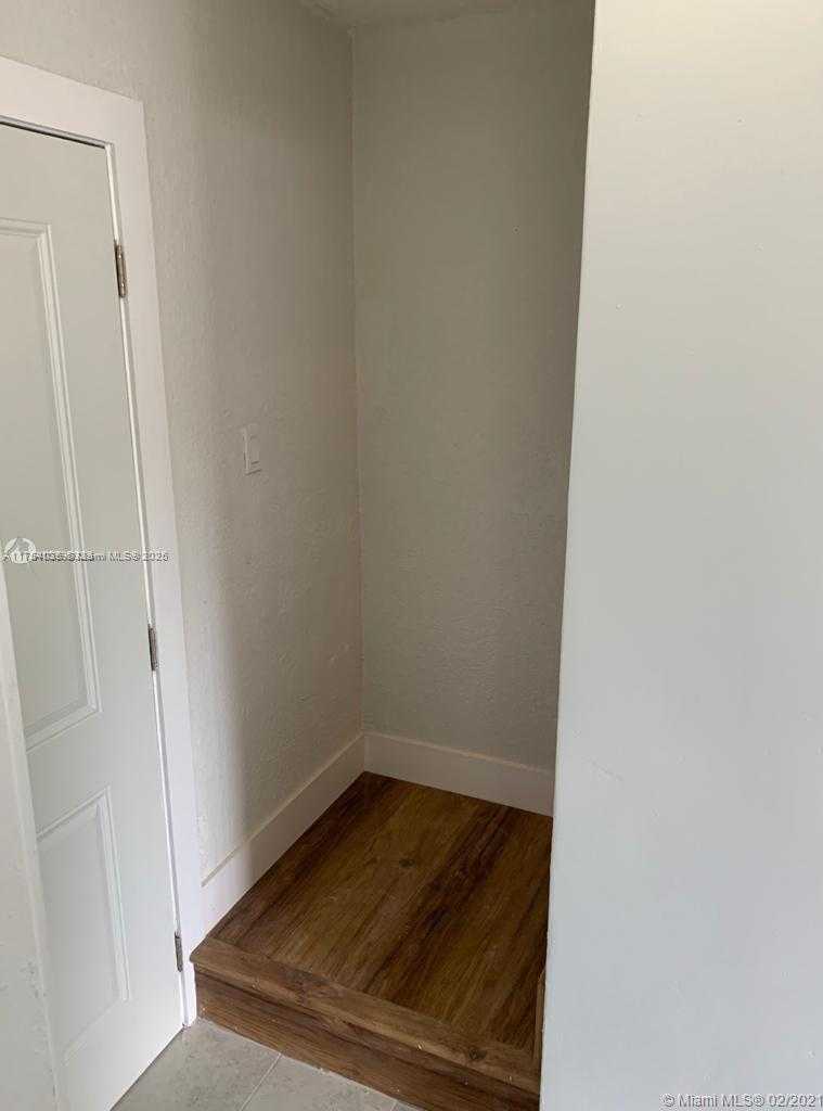 Small Image of 958 NORTH WEST 24TH AVE, Fort Lauderdale Number 7