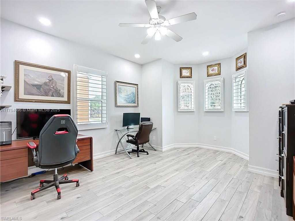 Small Image of 7684 COUNTY RD 78, La Belle Number 21