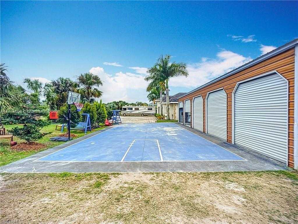 Small Image of 7684 COUNTY RD 78, La Belle Number 36