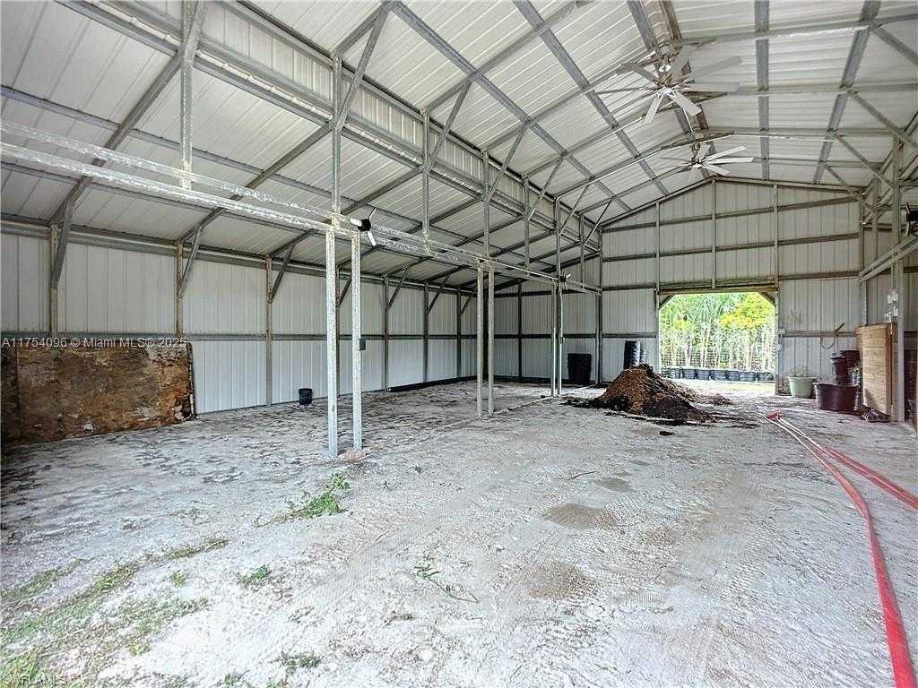 Small Image of 7684 COUNTY RD 78, La Belle Number 38