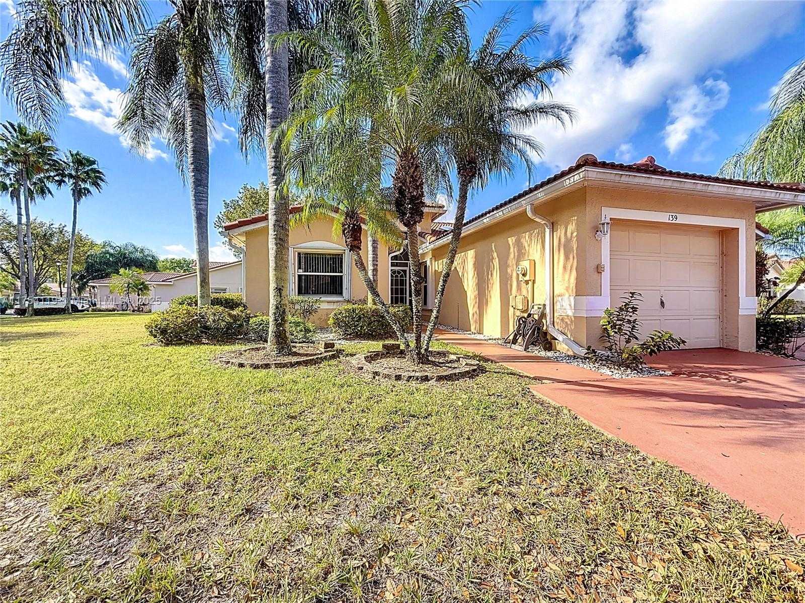 Small Image of 139 SAUSALITO DR, Boynton Beach Number 2