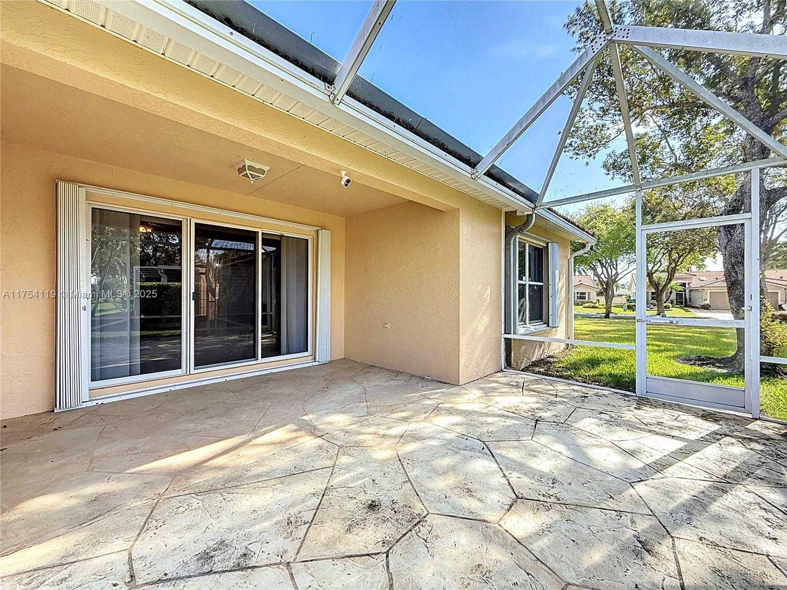 Small Image of 139 SAUSALITO DR, Boynton Beach Number 28