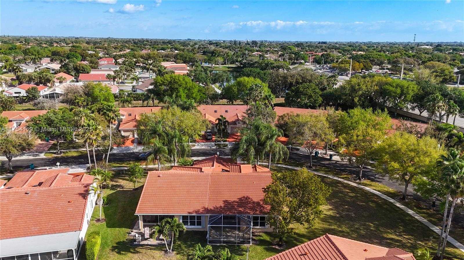 Small Image of 139 SAUSALITO DR, Boynton Beach Number 34