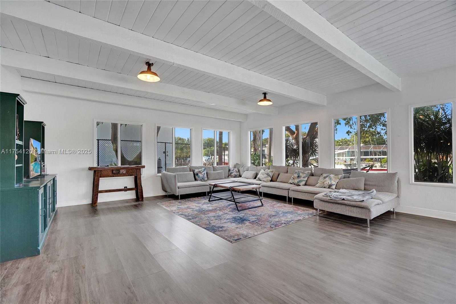 Small Image of 2661 NORTH EAST 22ND CT, Pompano Beach Number 7