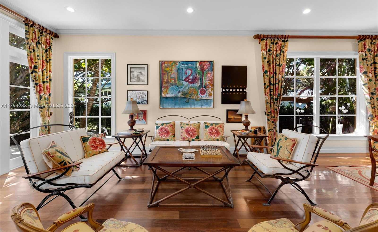 Small Image of 1091 HILLSBORO MILE, Hillsboro Beach Number 13