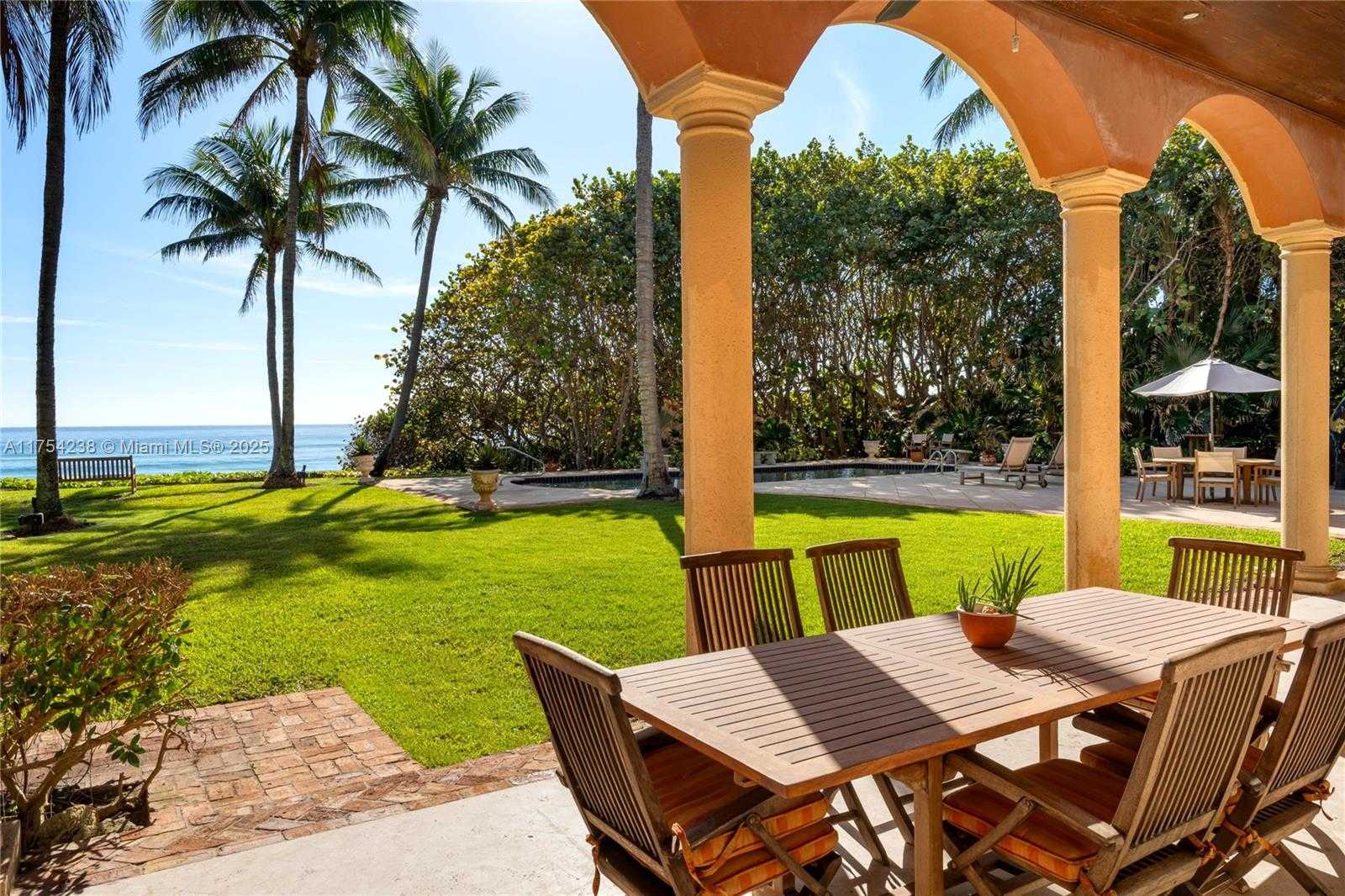 Small Image of 1091 HILLSBORO MILE, Hillsboro Beach Number 16