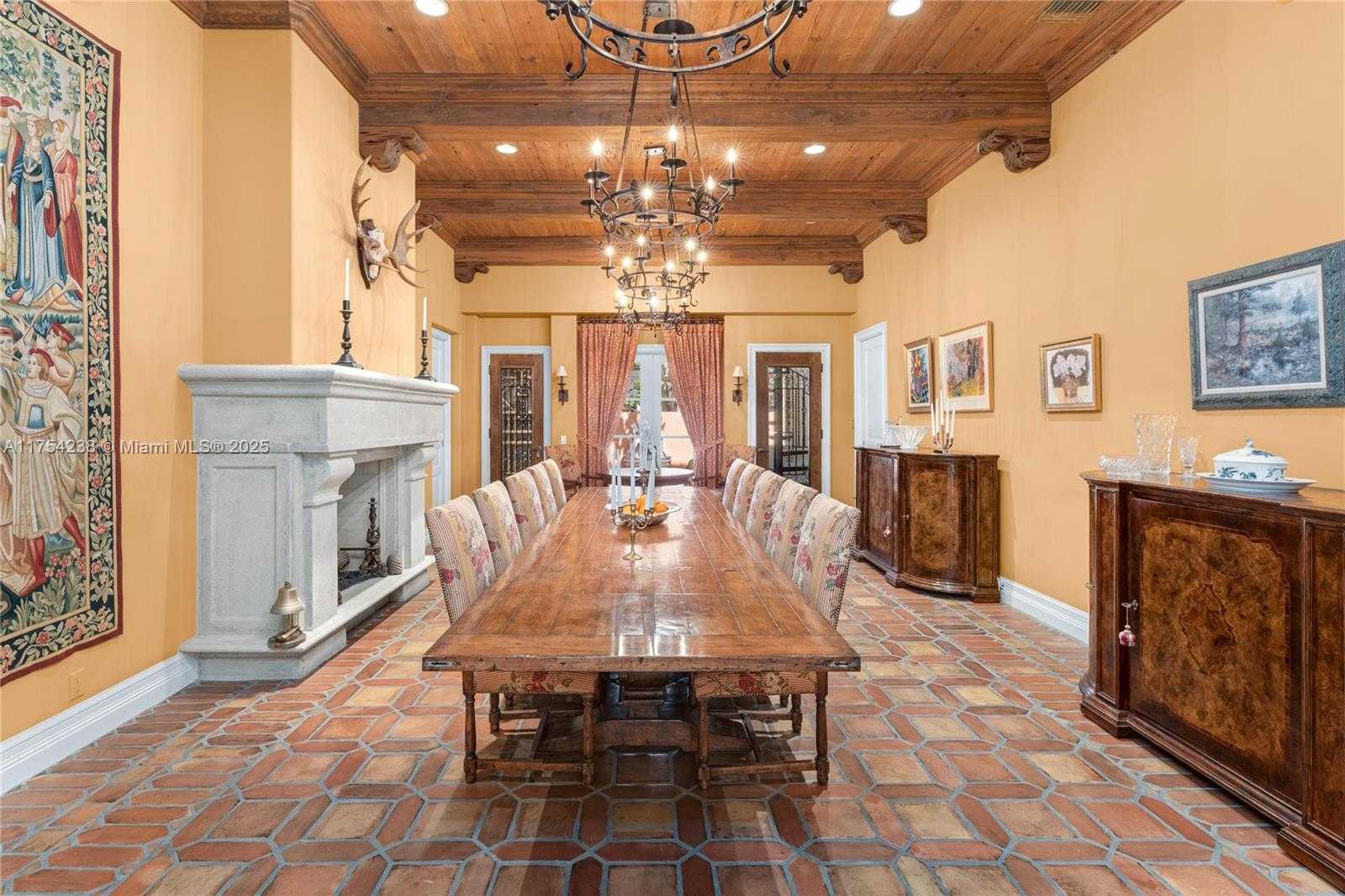 Small Image of 1091 HILLSBORO MILE, Hillsboro Beach Number 21