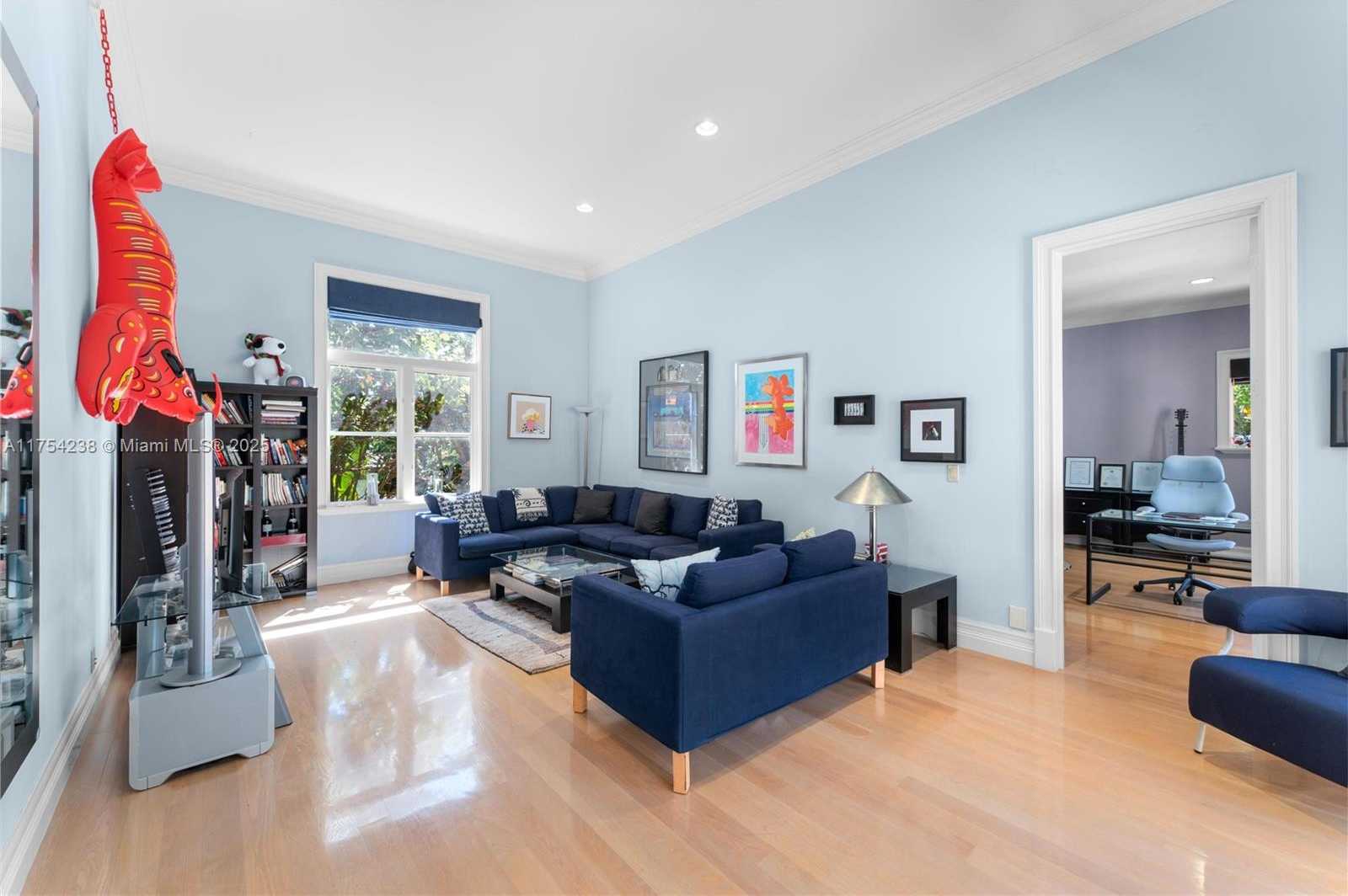 Small Image of 1091 HILLSBORO MILE, Hillsboro Beach Number 36