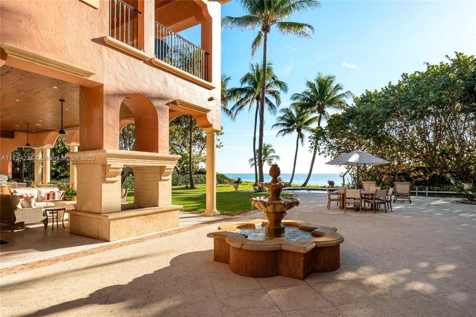 Small Image of 1091 HILLSBORO MILE, Hillsboro Beach Number 4