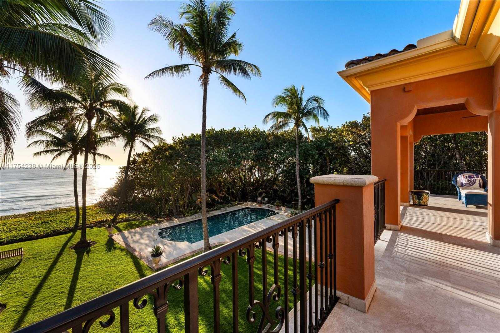 Small Image of 1091 HILLSBORO MILE, Hillsboro Beach Number 48