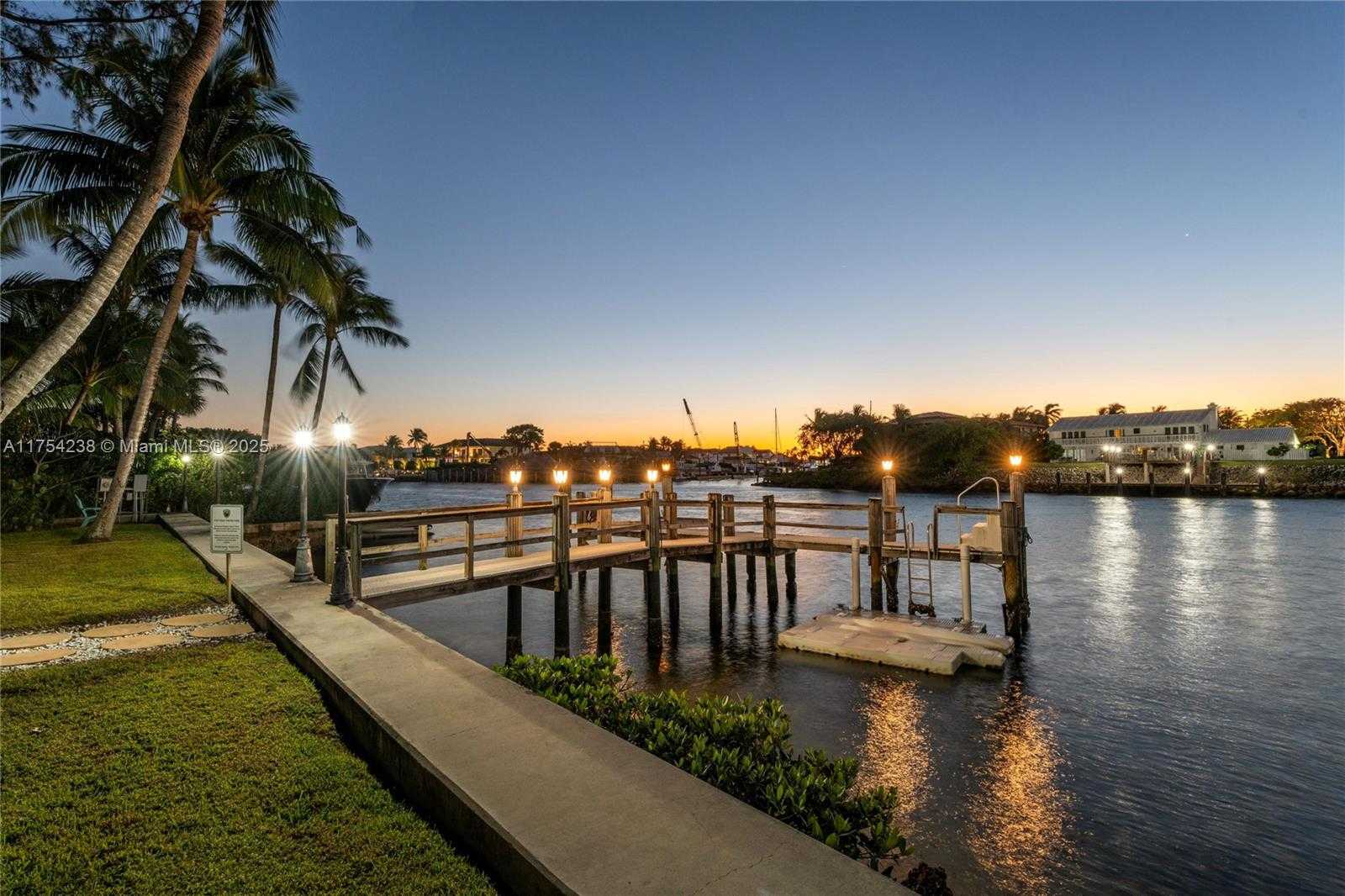 Small Image of 1091 HILLSBORO MILE, Hillsboro Beach Number 67