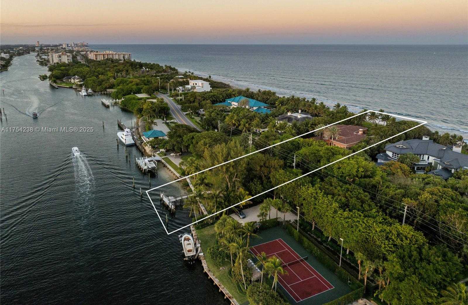 Small Image of 1091 HILLSBORO MILE, Hillsboro Beach Number 70