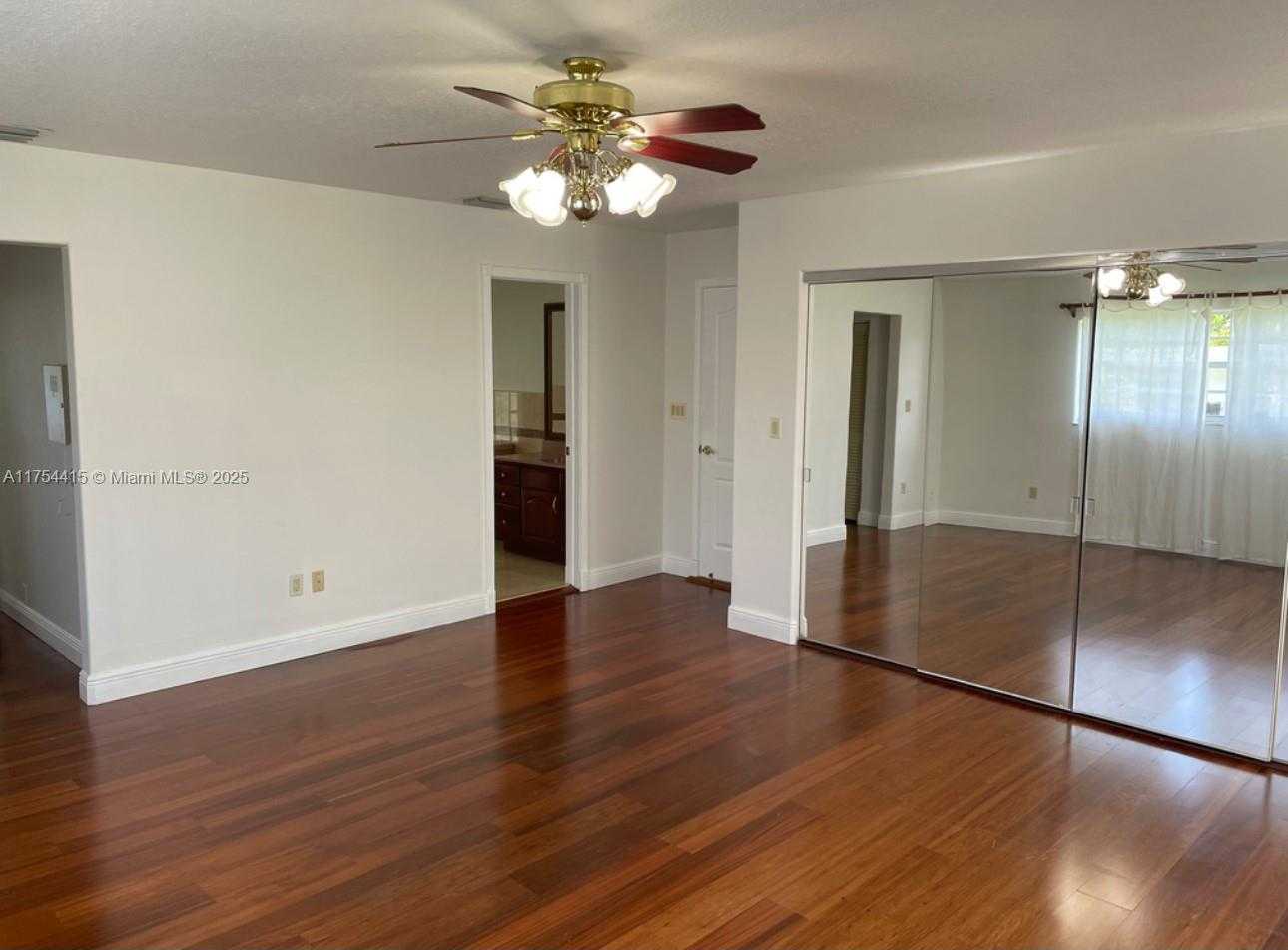 Small Image of 15030 SOUTH WEST 89TH AVE, Palmetto Bay Number 13