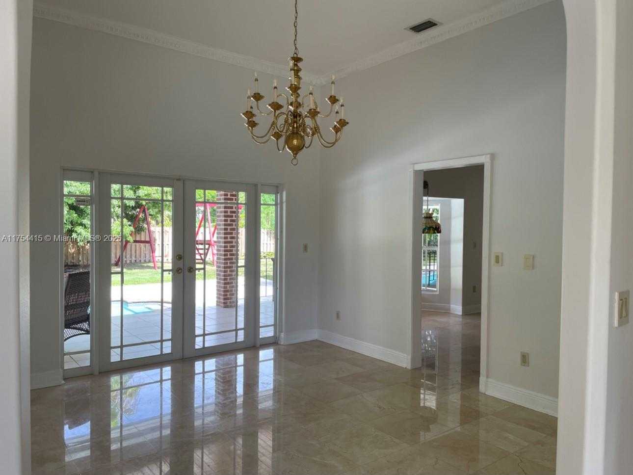 Small Image of 15030 SOUTH WEST 89TH AVE, Palmetto Bay Number 9