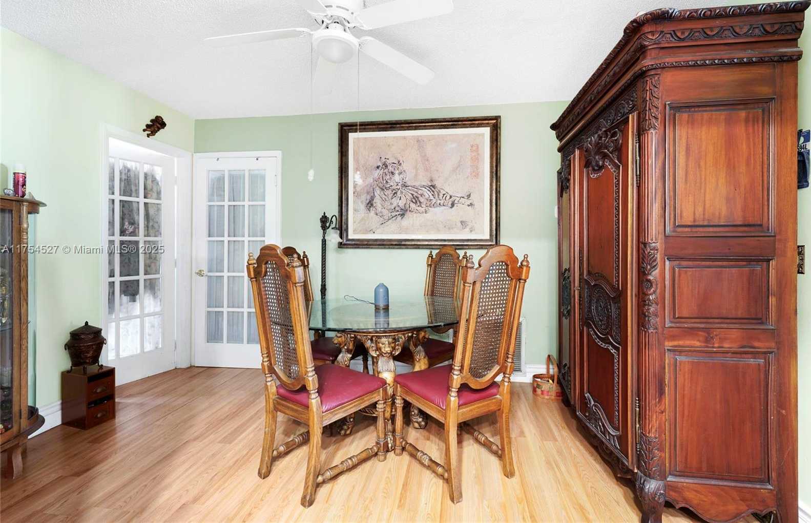 Small Image of 9400 NORTH WEST 70TH ST, Tamarac Number 11