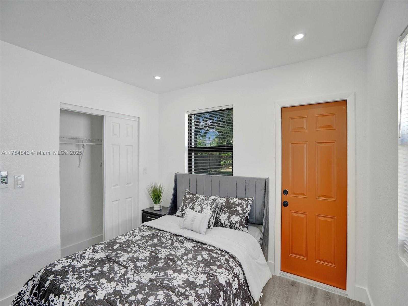 Small Image of 905 SOUTH WEST 22ND ST, Fort Lauderdale Number 17