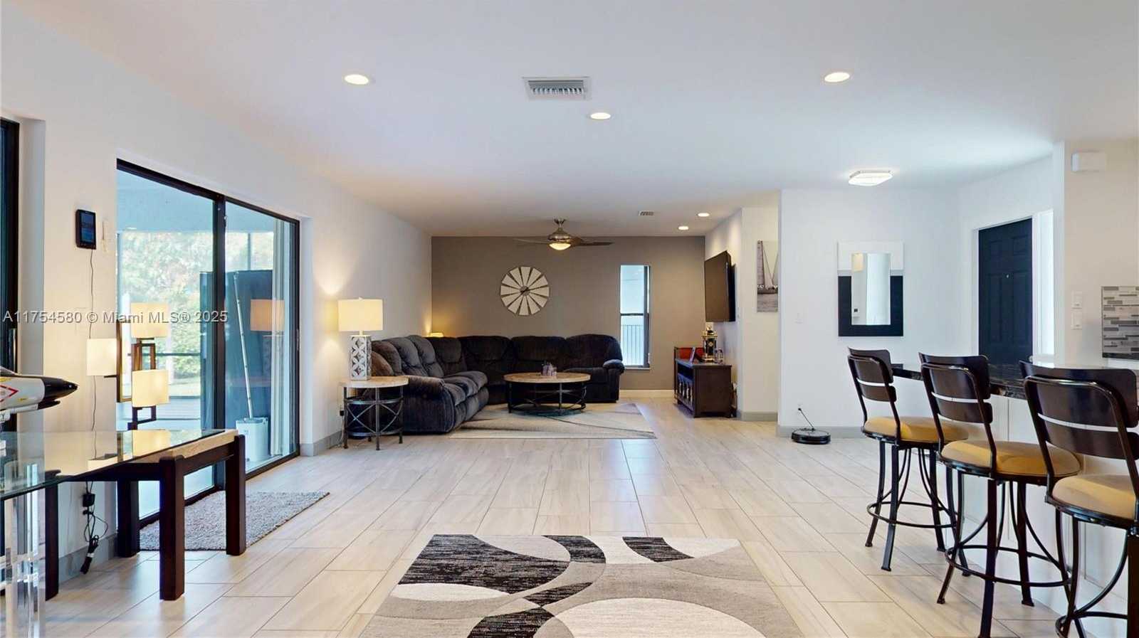 Small Image of 6455 HITCHIN POST WAY, Delray Beach Number 18