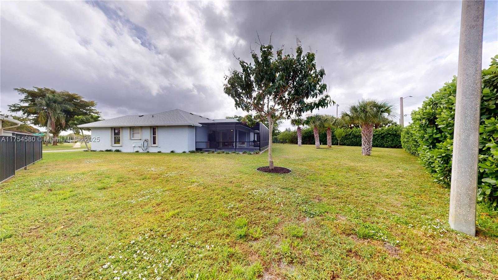 Small Image of 6455 HITCHIN POST WAY, Delray Beach Number 35