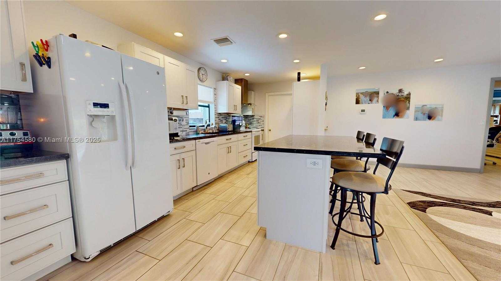 Small Image of 6455 HITCHIN POST WAY, Delray Beach Number 5