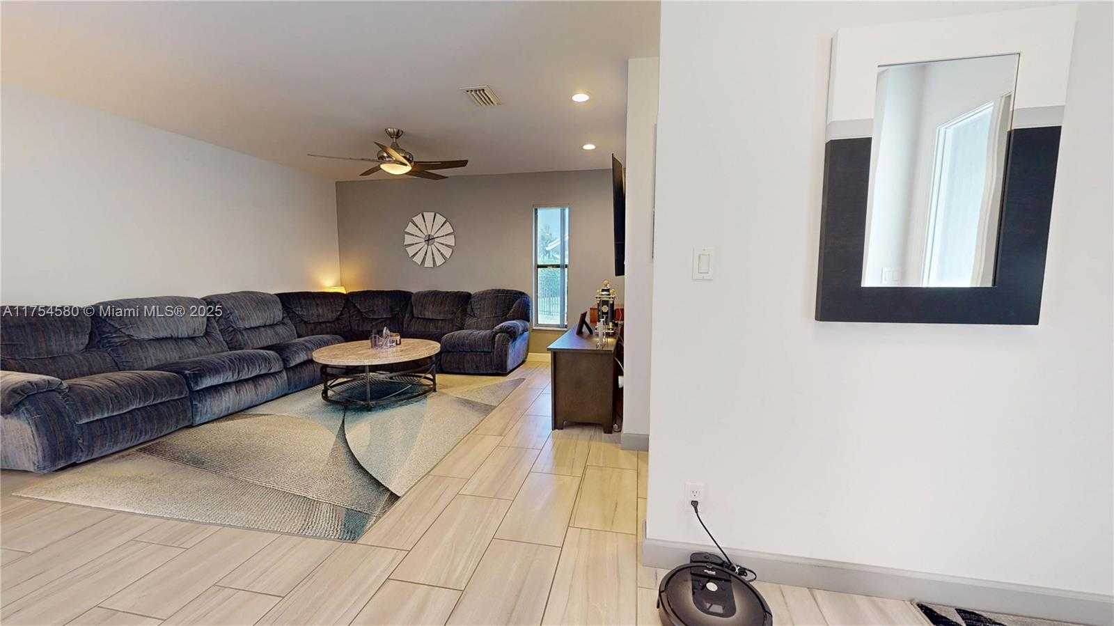 Small Image of 6455 HITCHIN POST WAY, Delray Beach Number 7