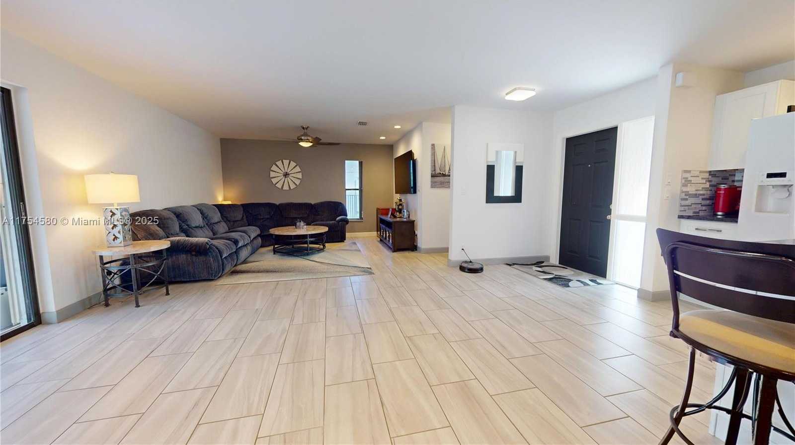 Small Image of 6455 HITCHIN POST WAY, Delray Beach Number 9