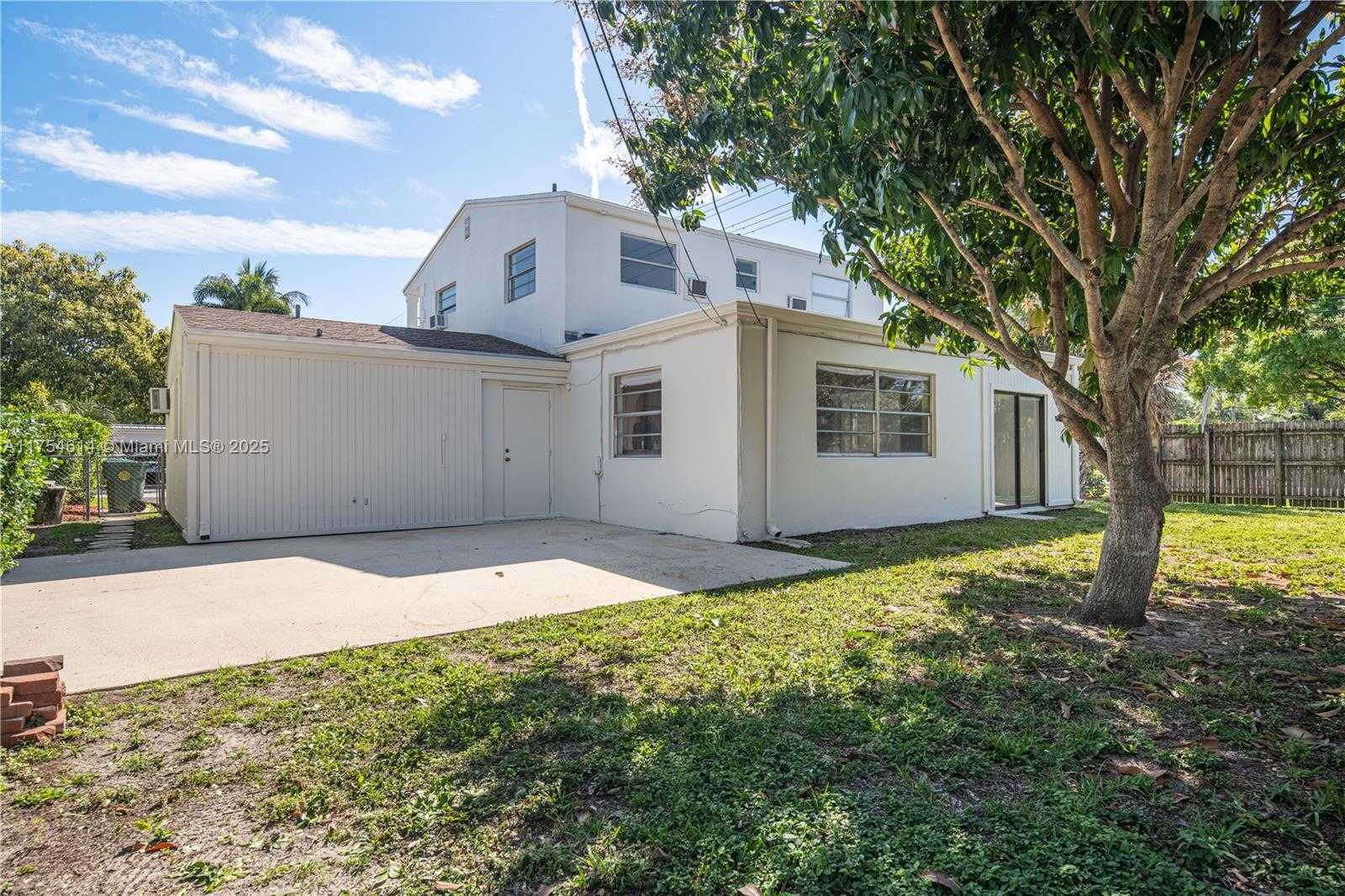 Small Image of 3821 NORTH EAST 16TH AVE, Oakland Park Number 16
