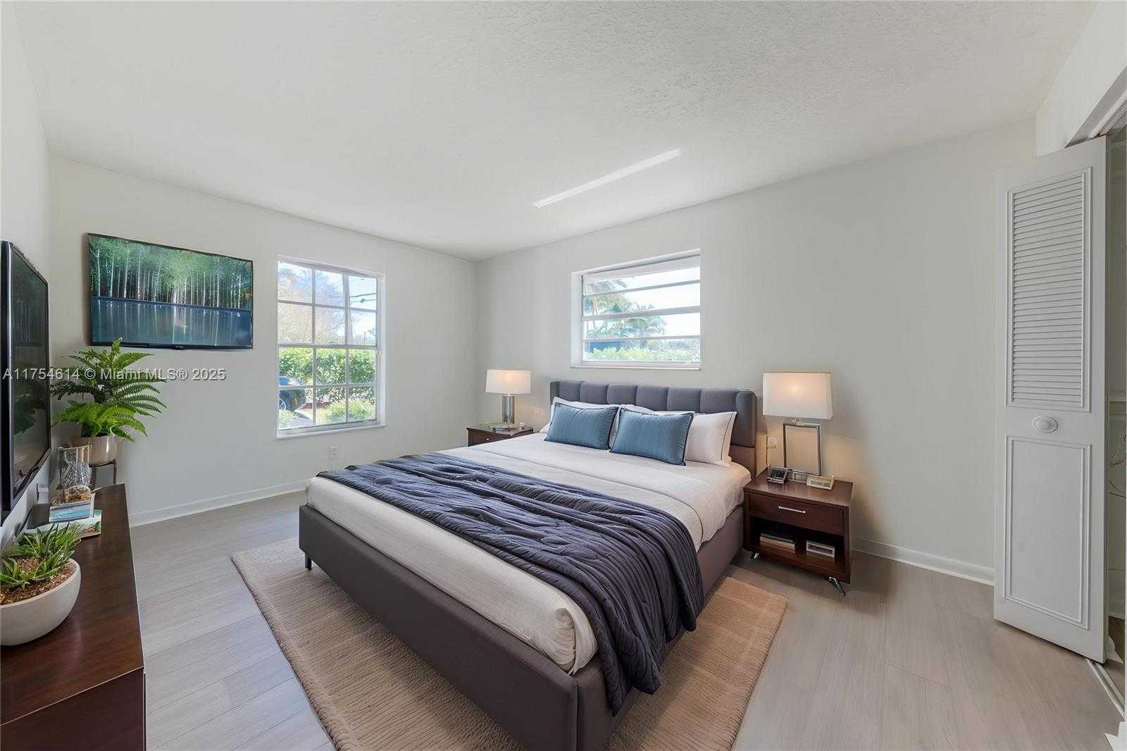 Small Image of 3821 NORTH EAST 16TH AVE, Oakland Park Number 3