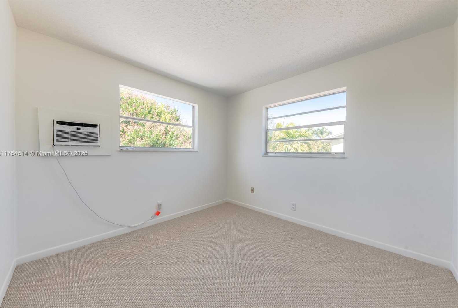 Small Image of 3821 NORTH EAST 16TH AVE, Oakland Park Number 40