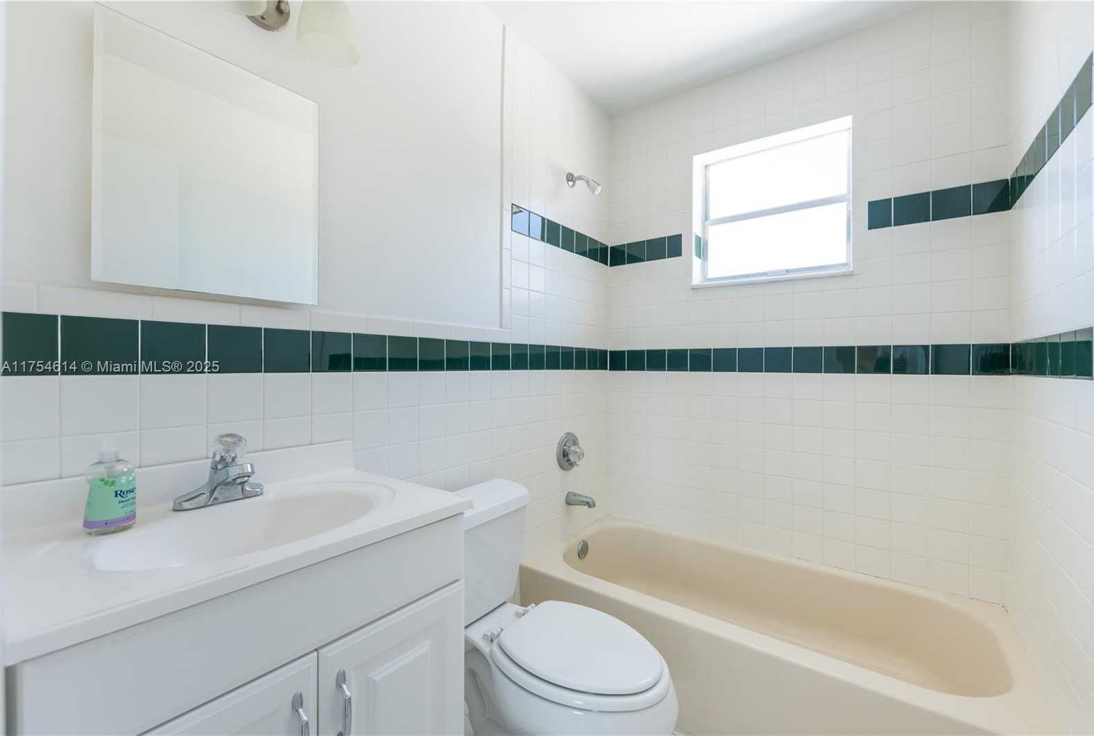 Small Image of 3821 NORTH EAST 16TH AVE, Oakland Park Number 46