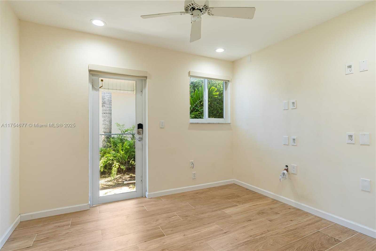 Small Image of 1284 NORTH EAST 94TH ST, Miami Shores Number 14