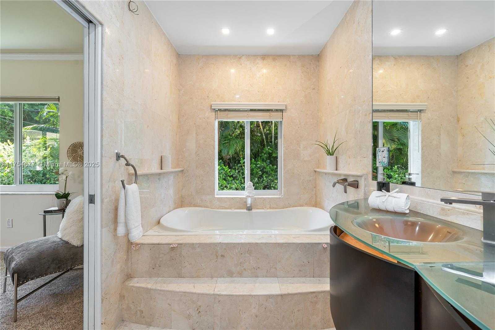 Small Image of 1284 NORTH EAST 94TH ST, Miami Shores Number 20