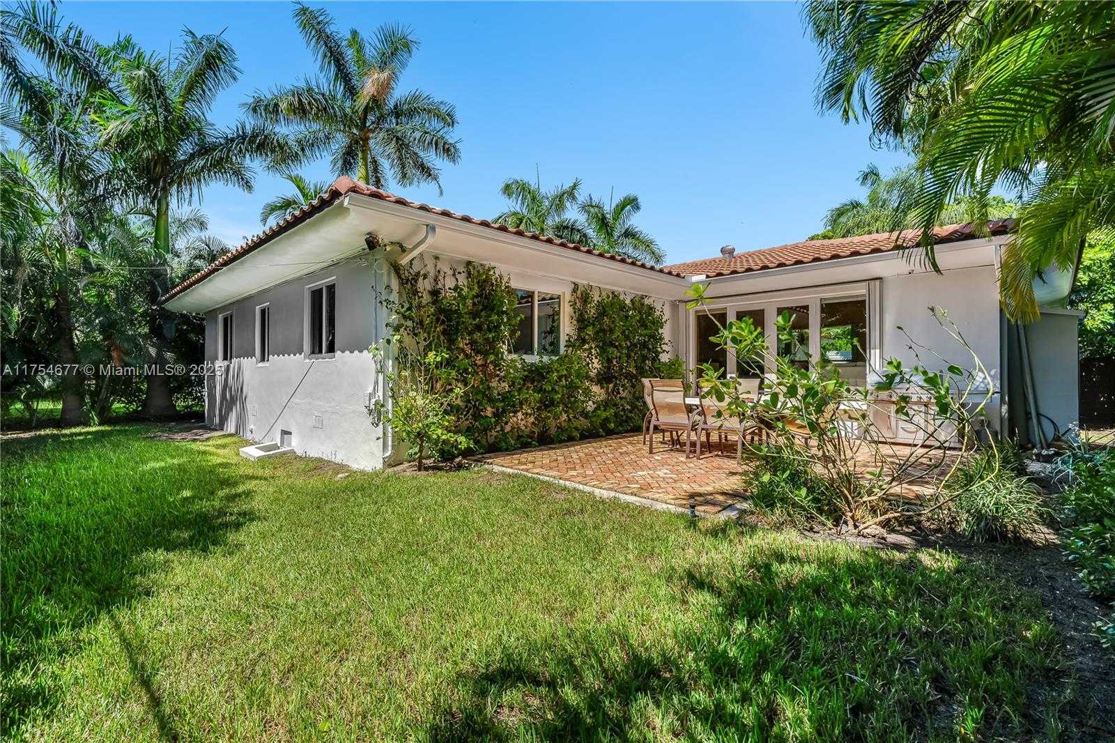 Small Image of 1284 NORTH EAST 94TH ST, Miami Shores Number 27