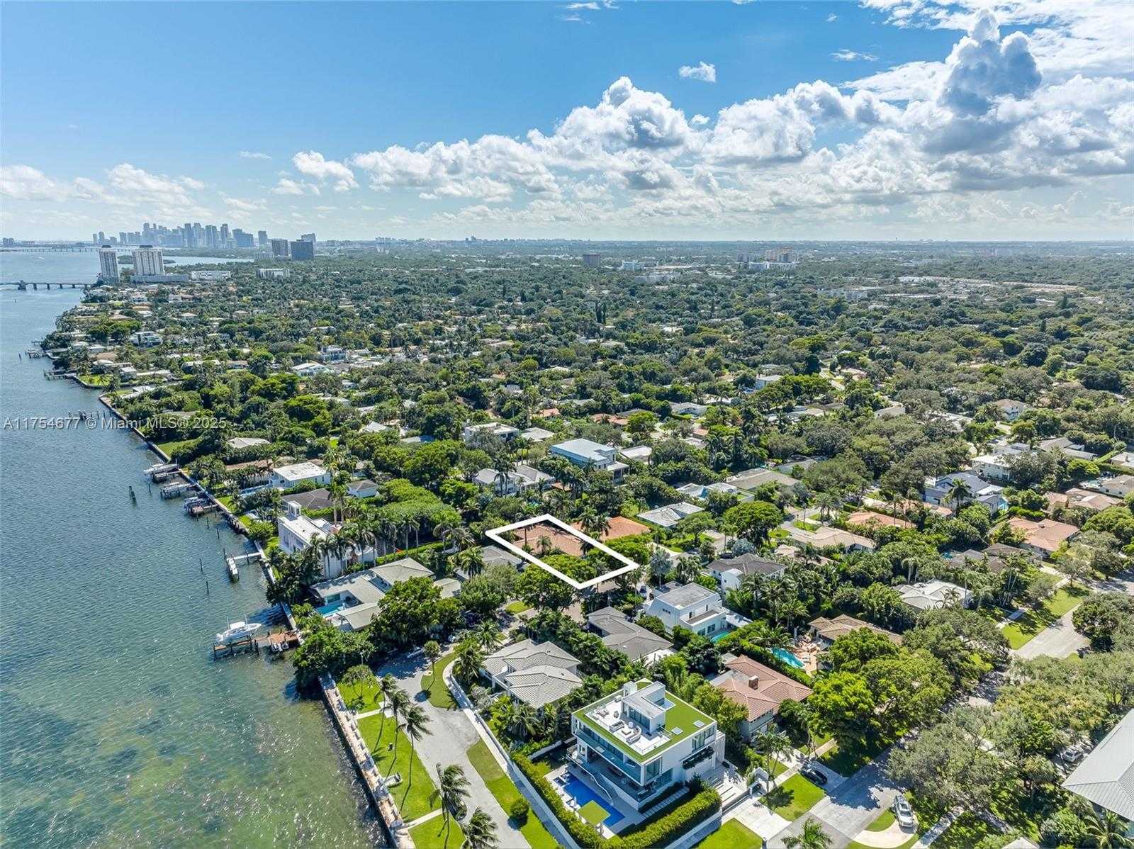 Small Image of 1284 NORTH EAST 94TH ST, Miami Shores Number 29