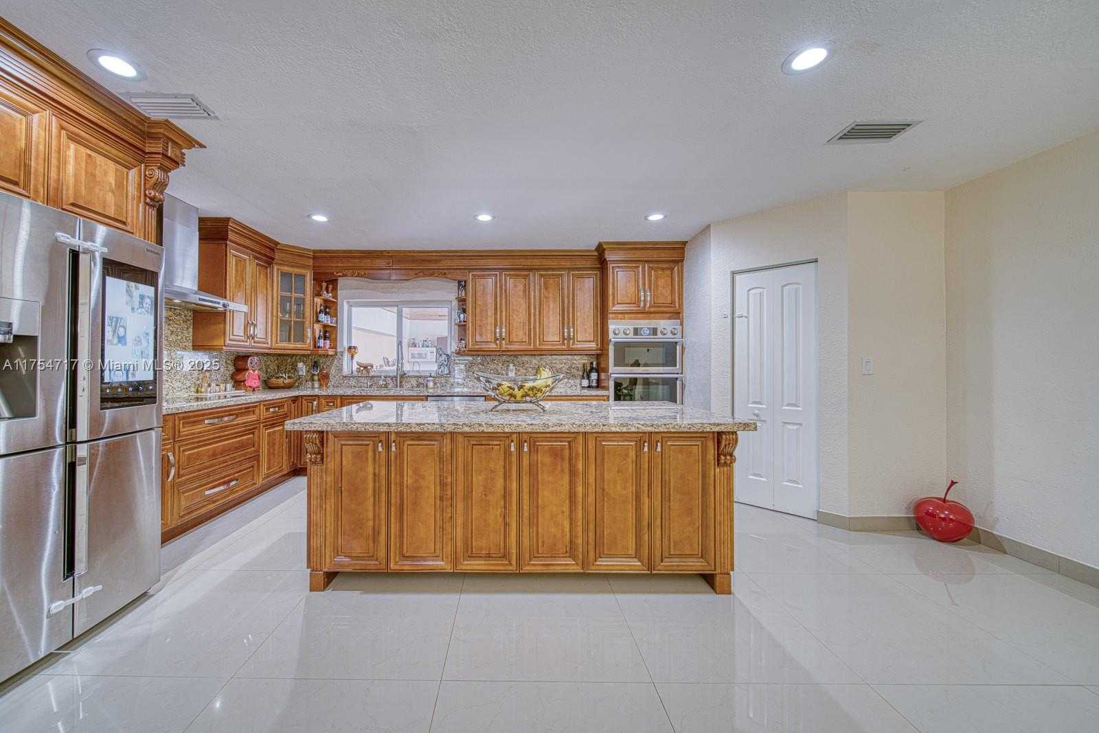 Small Image of 19390 SOUTH WEST 312TH ST, Homestead Number 16