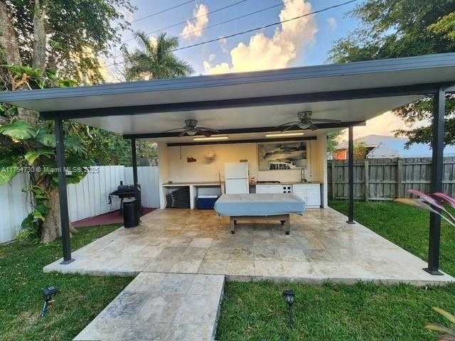 Small Image of 18800 LENAIRE DR, Cutler Bay Number 29