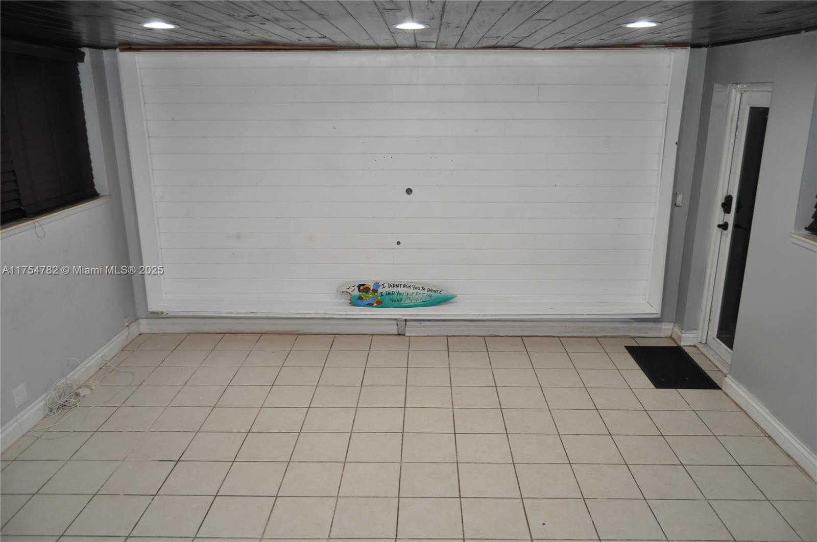 Small Image of 2413 SUGARLOAF LN, Fort Lauderdale Number 21
