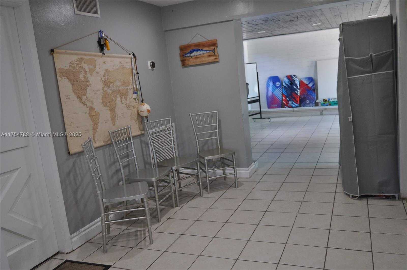 Small Image of 2413 SUGARLOAF LN, Fort Lauderdale Number 22