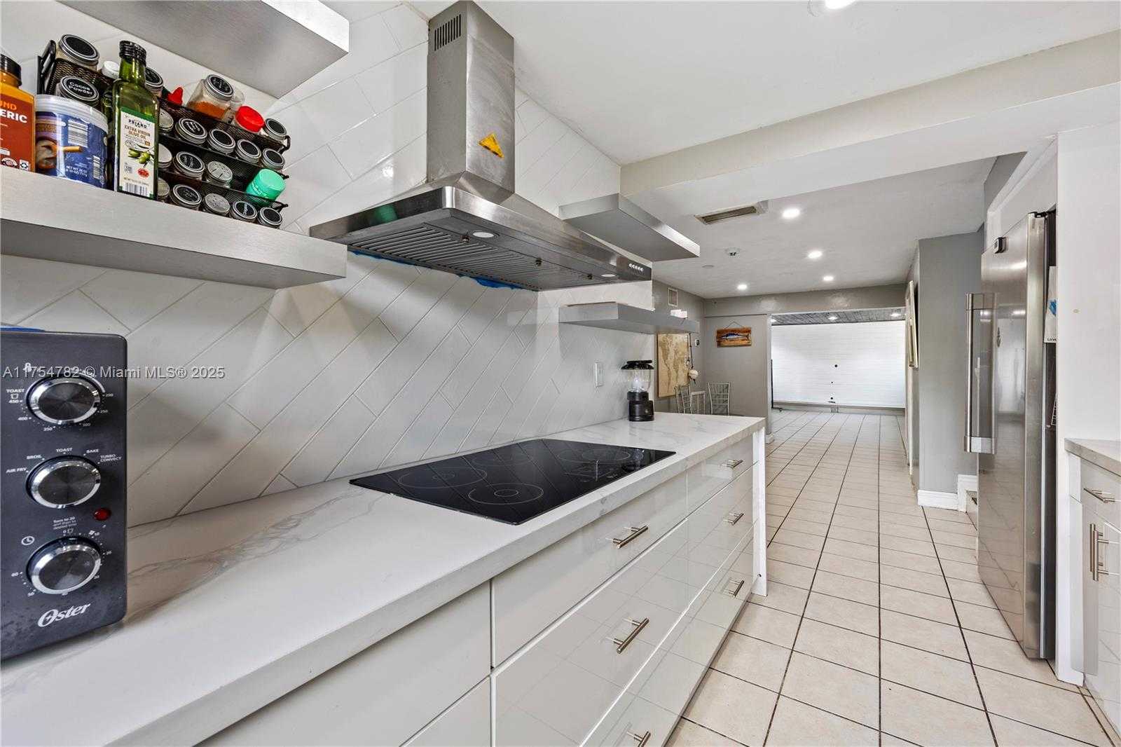 Small Image of 2413 SUGARLOAF LN, Fort Lauderdale Number 39