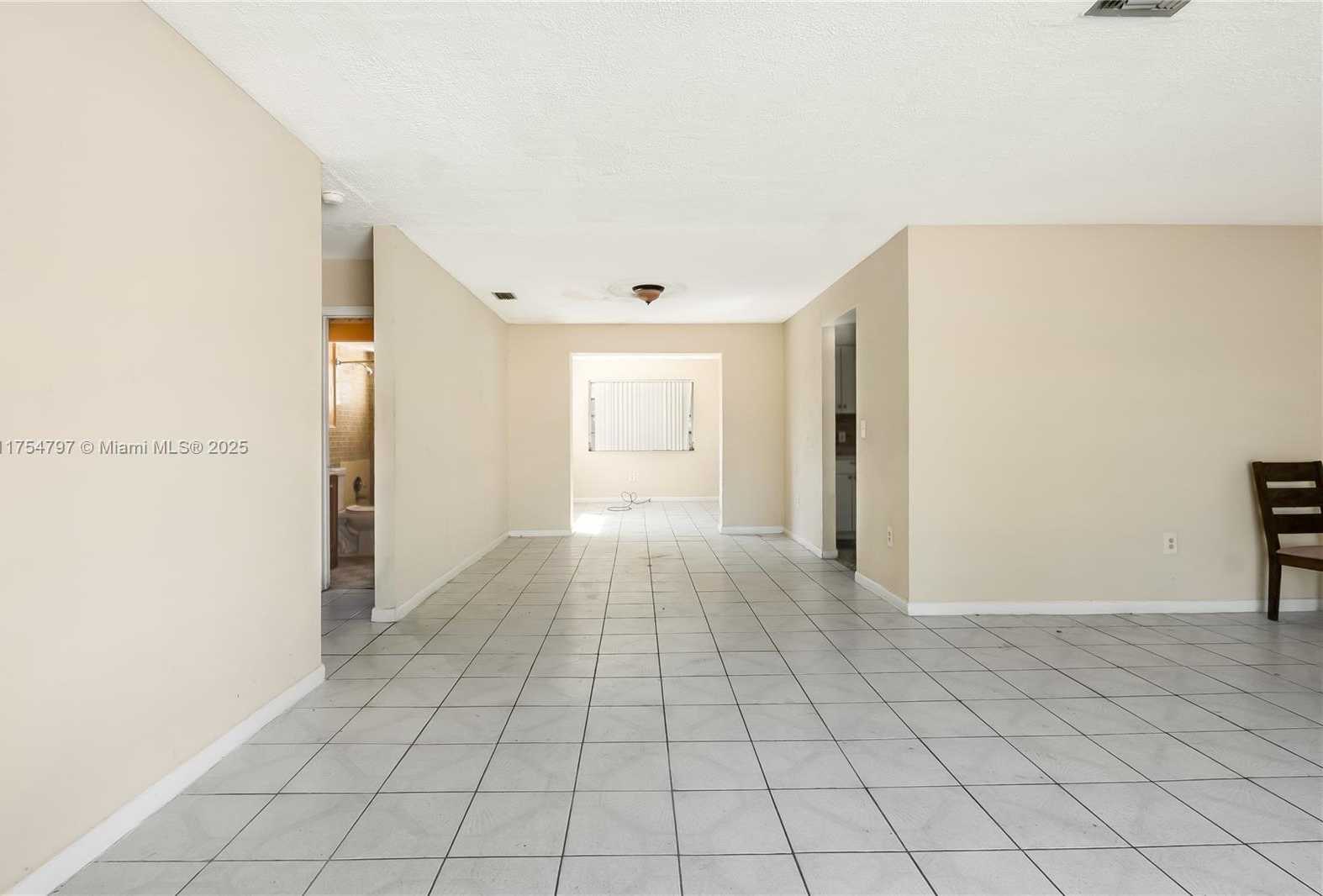 Small Image of 16560 SOUTH WEST 102ND CT, Miami Number 10