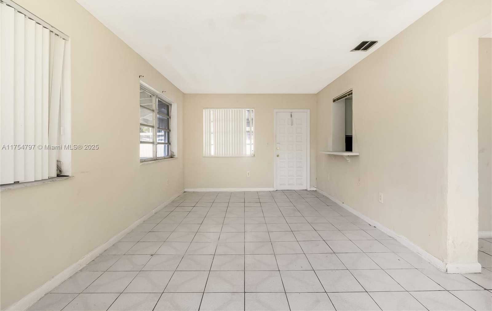 Small Image of 16560 SOUTH WEST 102ND CT, Miami Number 13